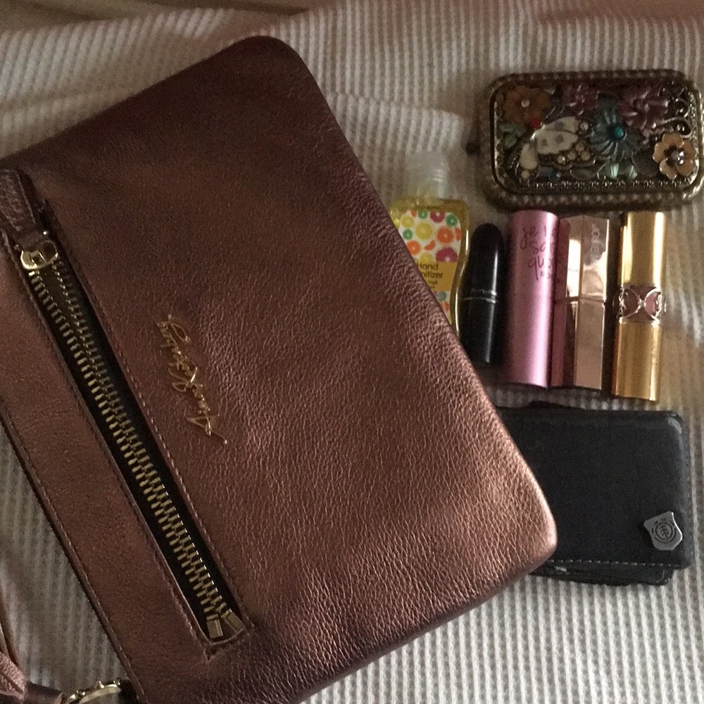 Hand held purse/clutch